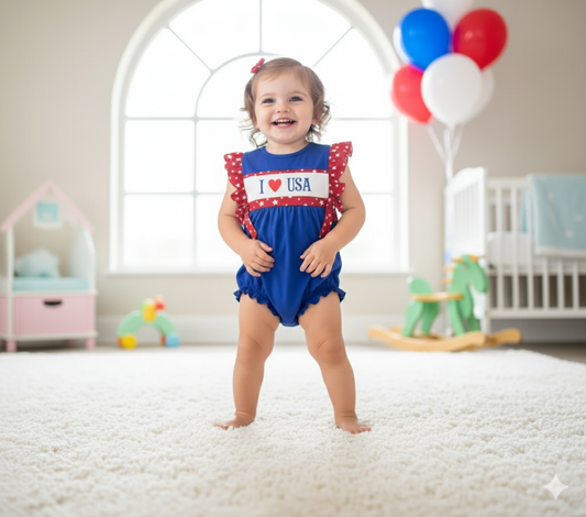 PATRIOTIC HAND SMOCKED - I ❤️ USA BUBBLE