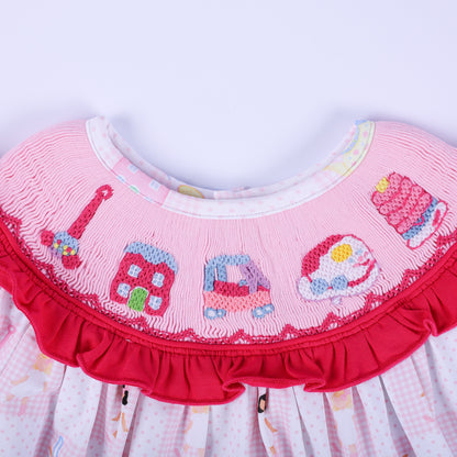 Close up view of the vintage toys hand embroidered and smocked ruffle collar on Dolly & Me childhood tunic top.