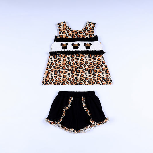 Girls animal kingdom safari mouse hand smocked sleeveless top paired with black ruffle trim shorts set.